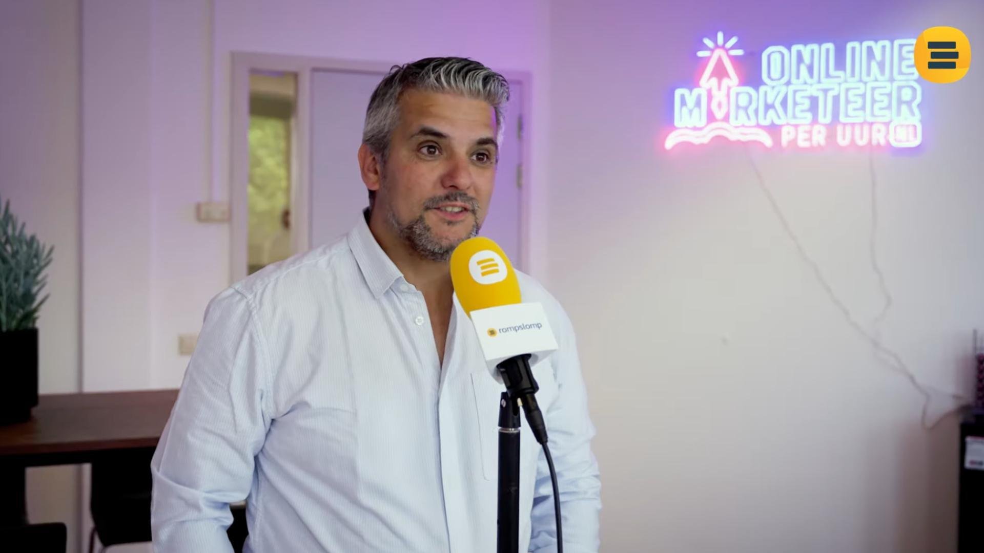 Hans Dominicus, Online Markeer Per Uur