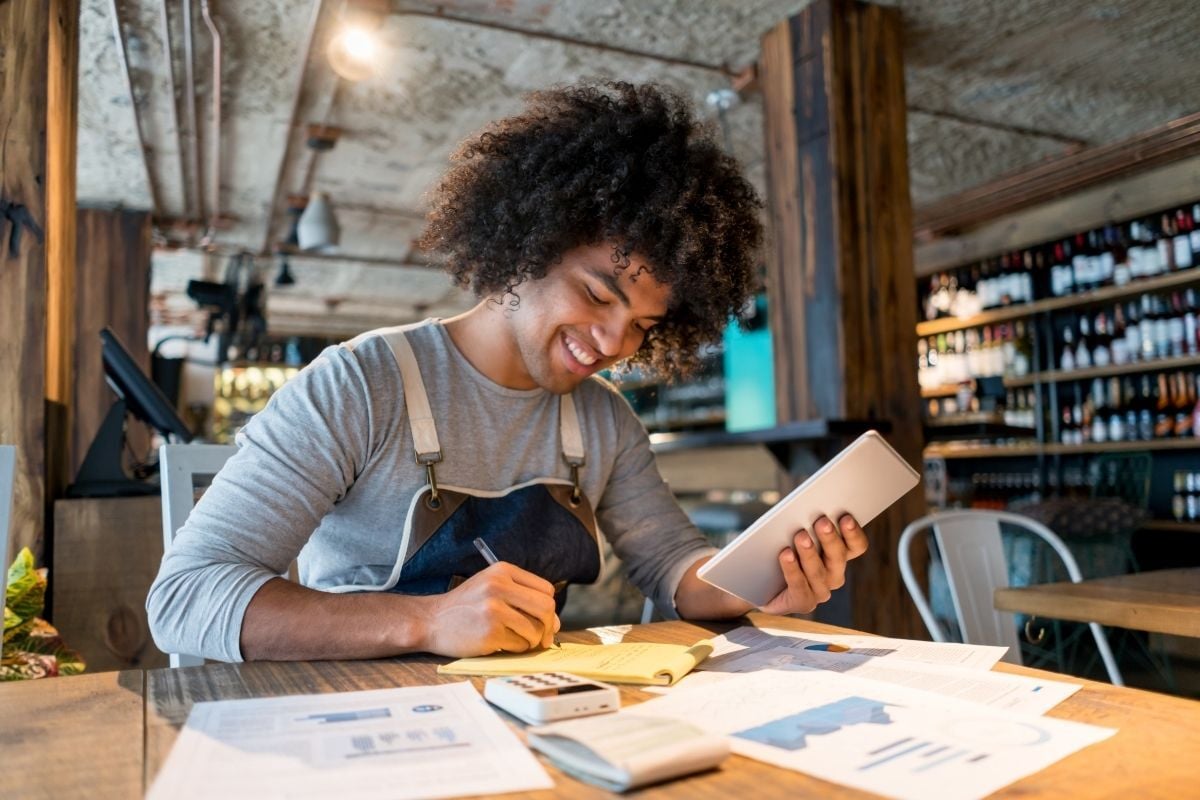 Zzp'er is blij omdat de administratie op orde is