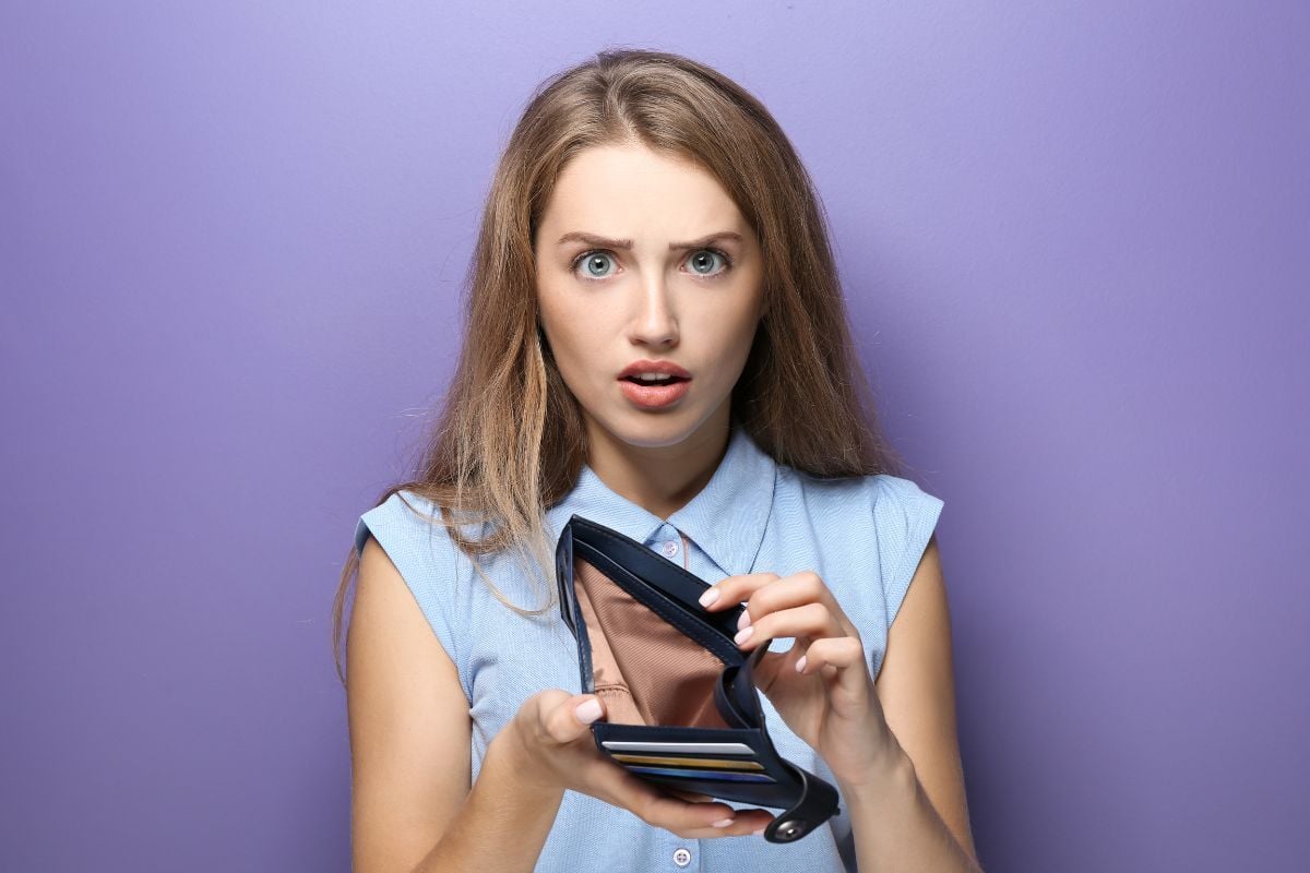 Klant zonder geld omdat zij failliet is